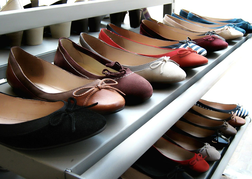 Obuwie damskie - jak sprawdzić tęgość buta