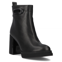 Leather ankle boots Filippo DBT6546/24 BK black