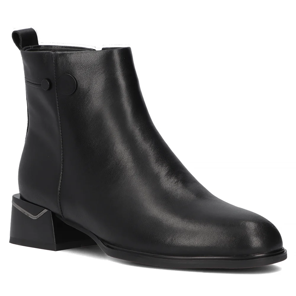 Leather ankle boots Filippo DBT6412/24 BK black