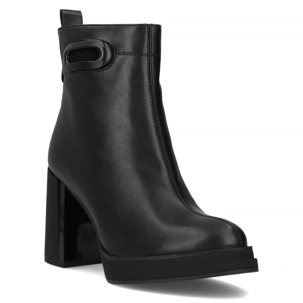 Leather ankle boots Filippo DBT6546/24 BK black