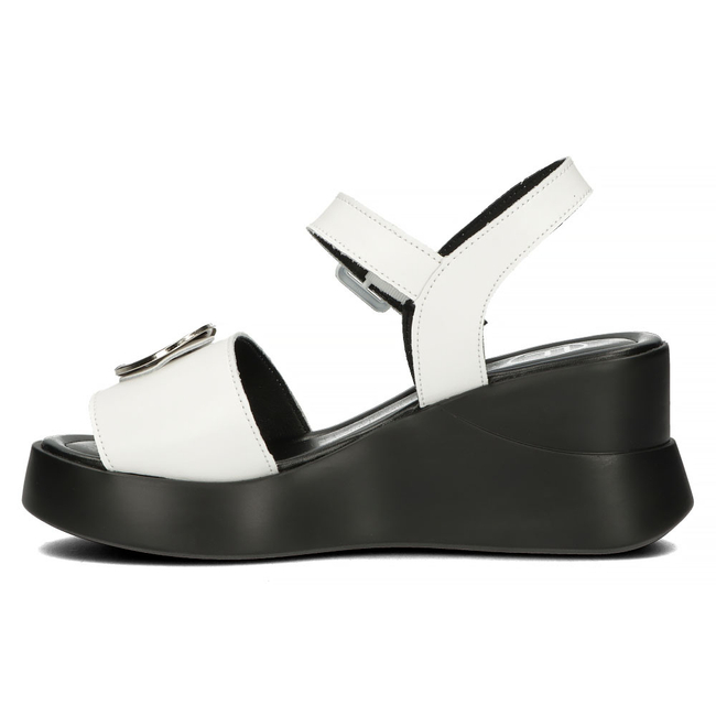 Leather sandals Filippo DS4411/23 WH white